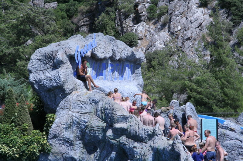 Grand Aquarium Apart İçmeler Esterno foto