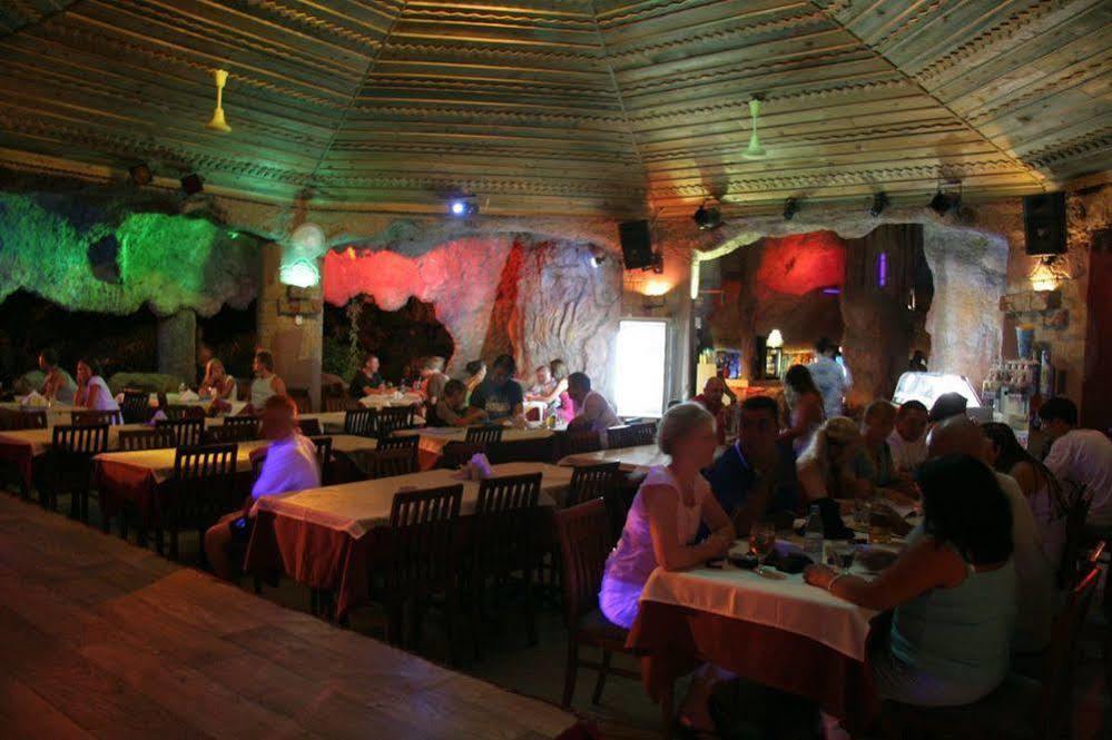 Grand Aquarium Apart İçmeler Esterno foto