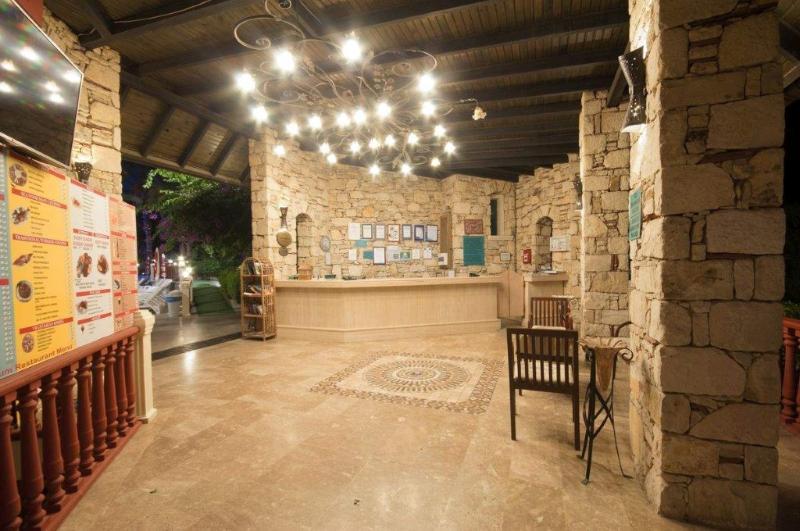 Grand Aquarium Apart İçmeler Esterno foto
